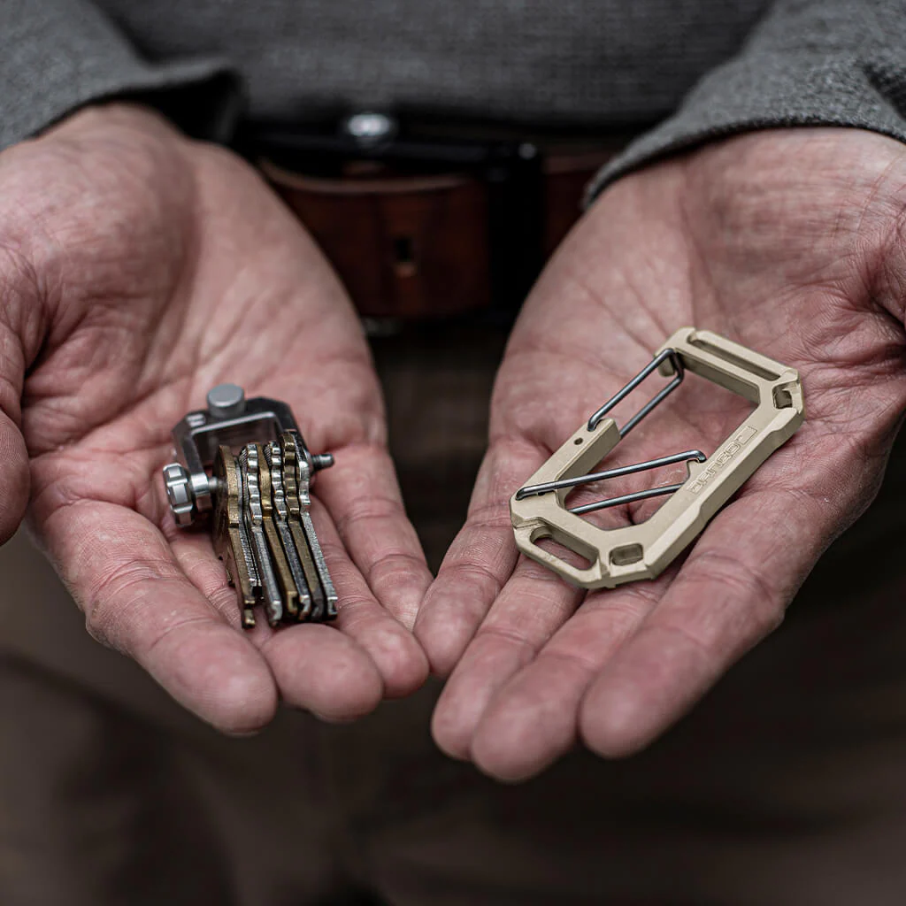 CARABINER & SHACKLE - Image 36