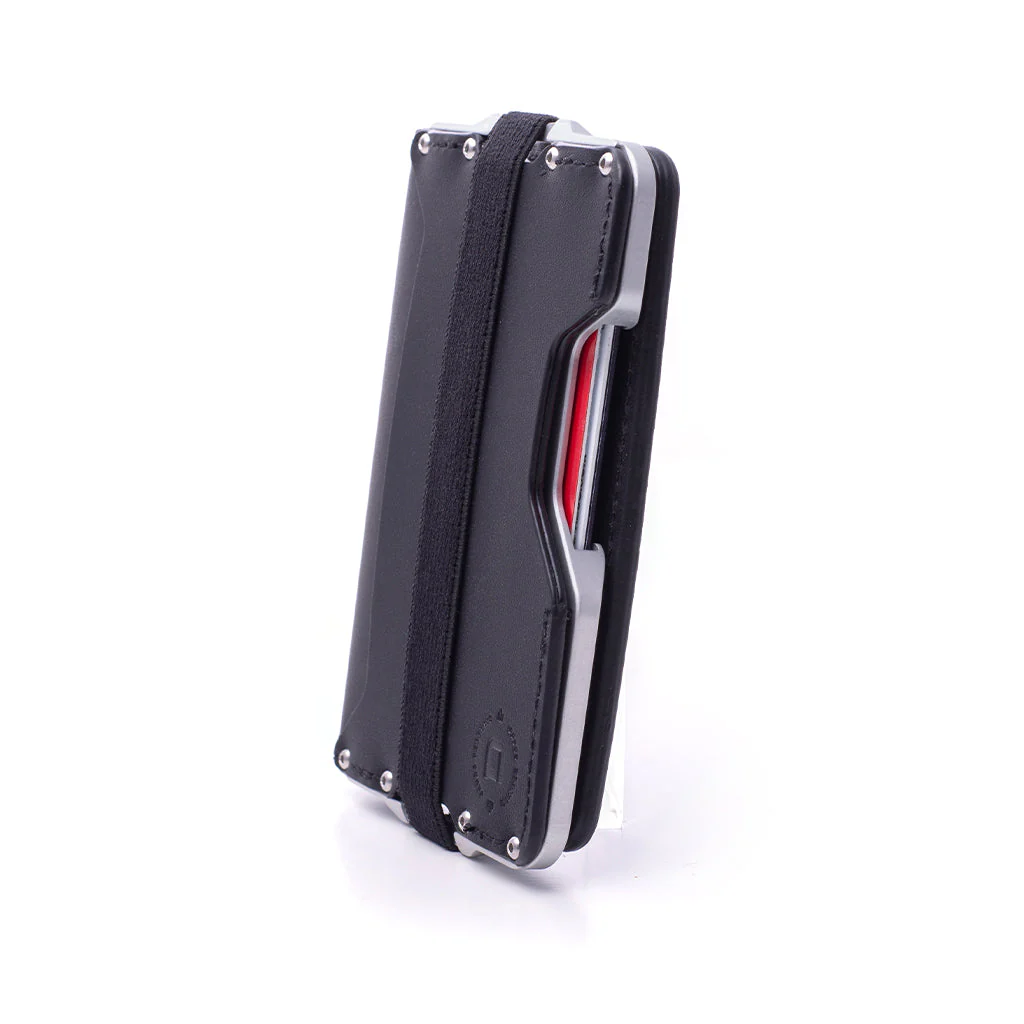 D03 DAPPER™ BIFOLD WALLET - Image 12