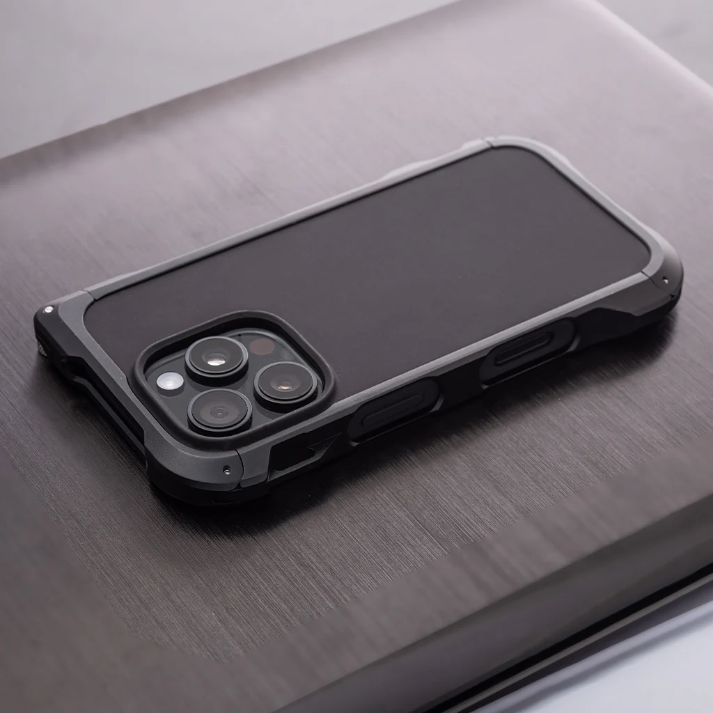 DANGO ADAPT INNER CASE - IPHONE 16 PRO MAX - Image 9