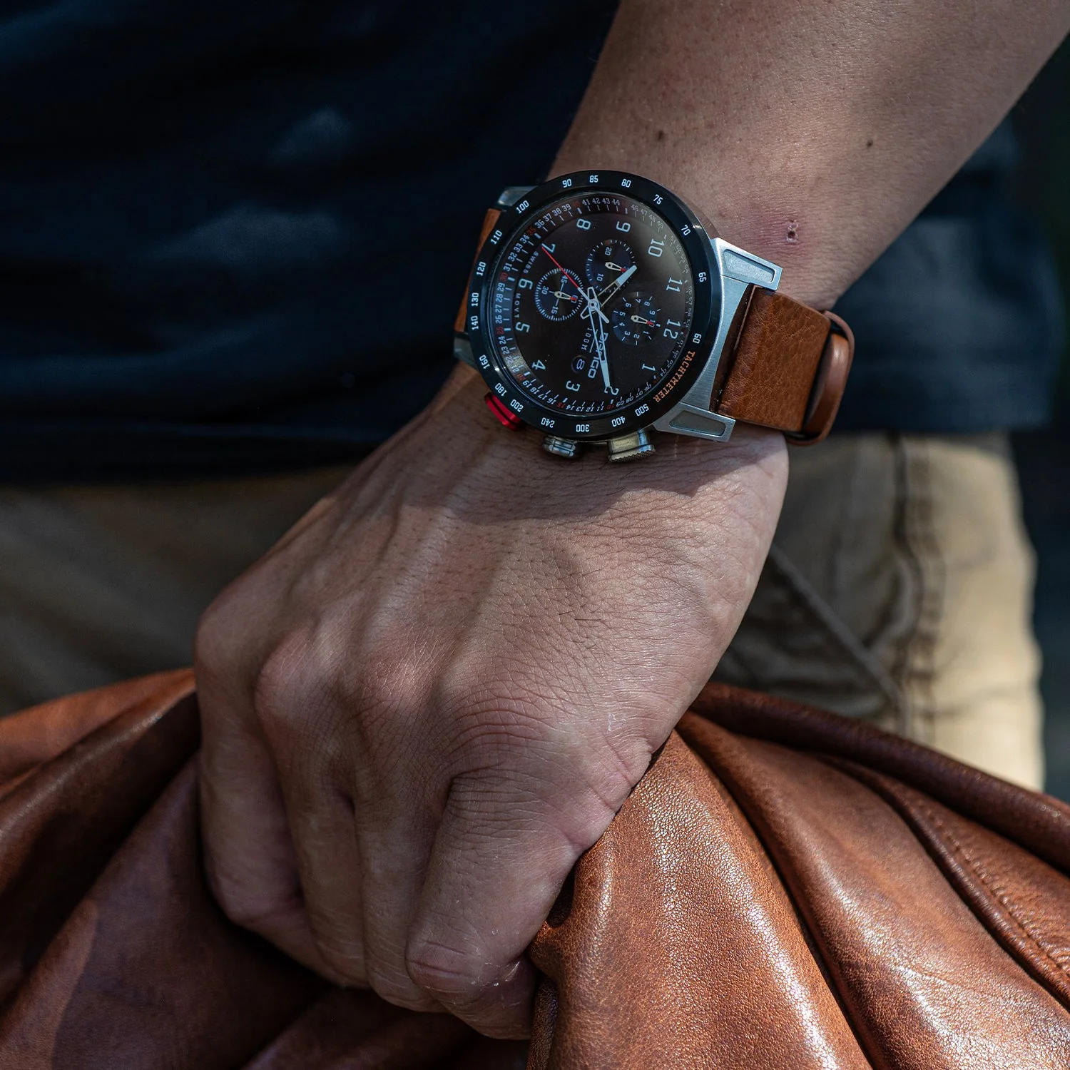 CR-01 - CHRONO WATCH WITH ITALIAN LEATHER STRAP - WHISKEY BROWN - Image 12