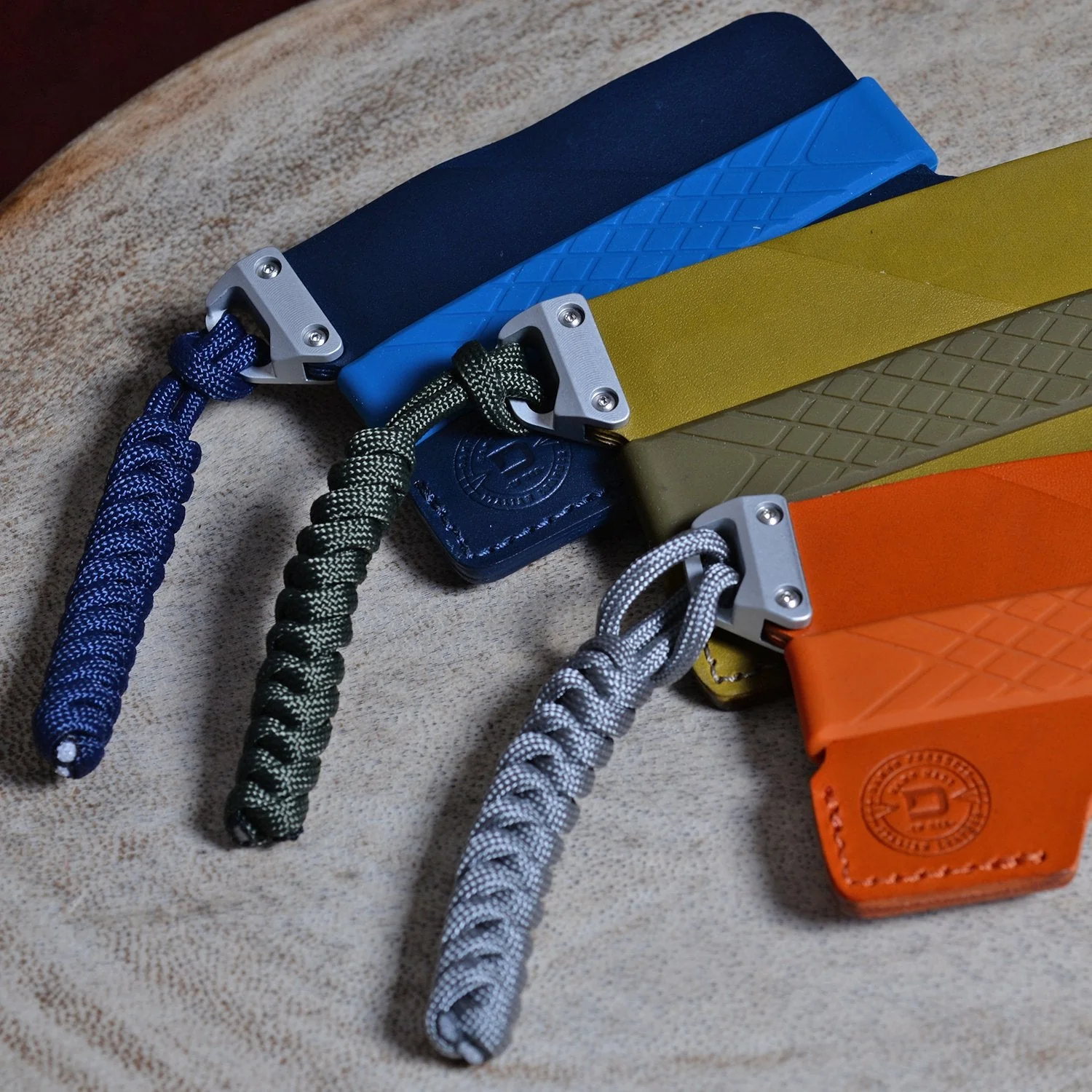 550 PARACORDS/LANYARDS - Image 9