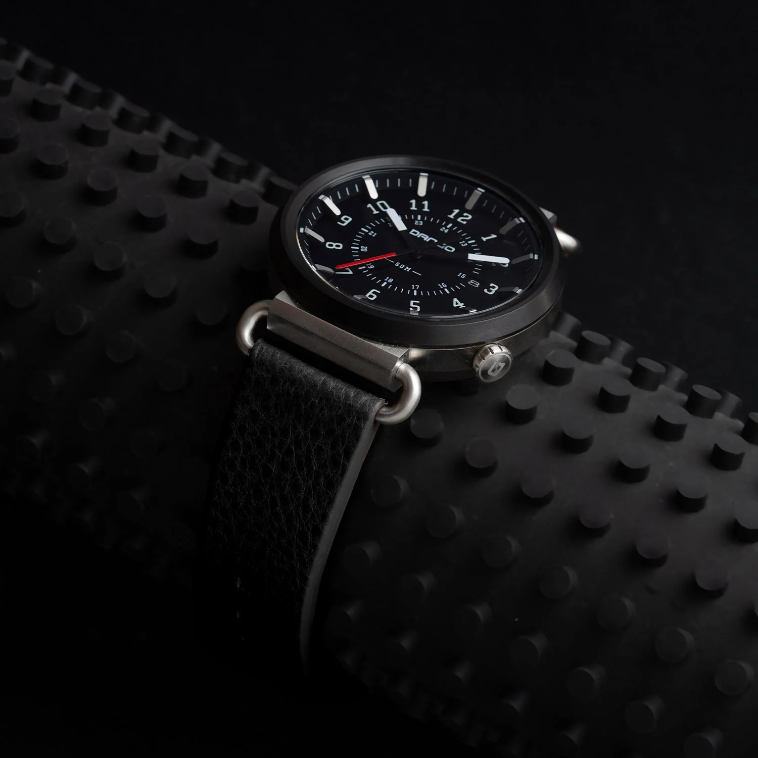 TK-01 - TREK WATCH WITH ITALIAN LEATHER STRAP - JET BLACK - Image 8
